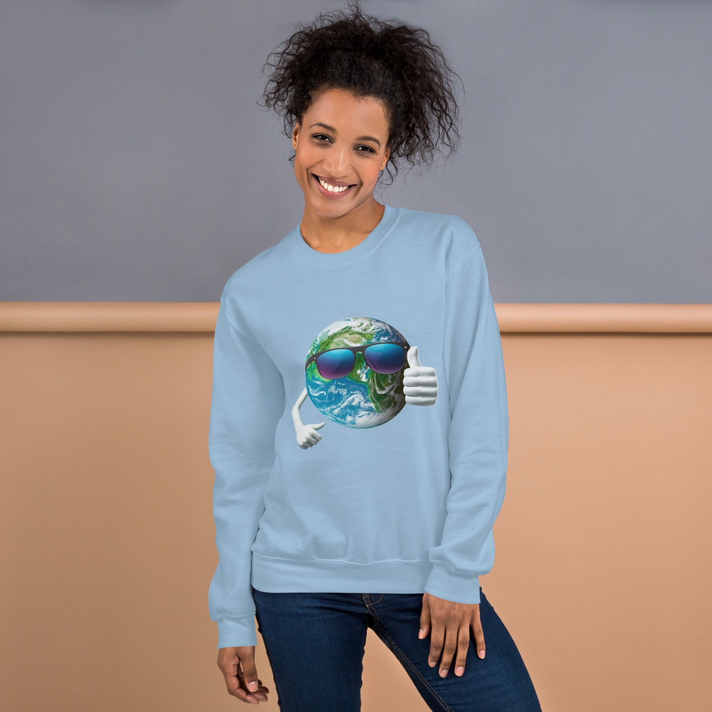 Cool Earth Sweatshirt - light blue